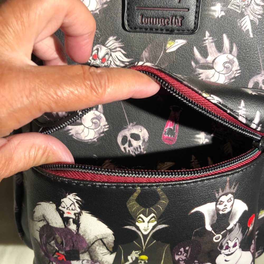 Disney Loungefly Villains Darkness Mini Backpack - Picture 8 of 9